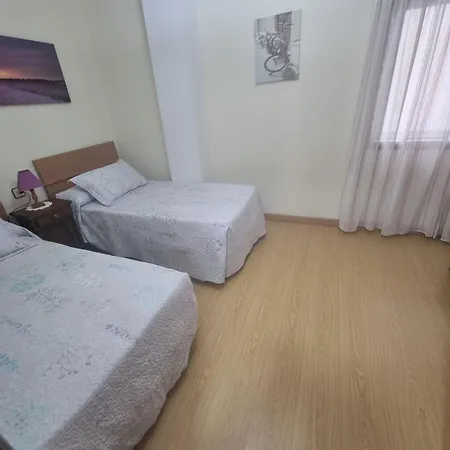 Rua Madrid, 4ºa Apartamento *