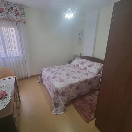 Apartamento Rua Madrid, 4ºa *